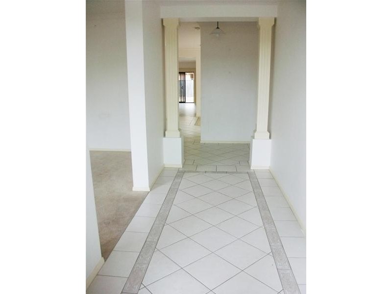 13 Shearwater Drive, Mawson Lakes SA 5095