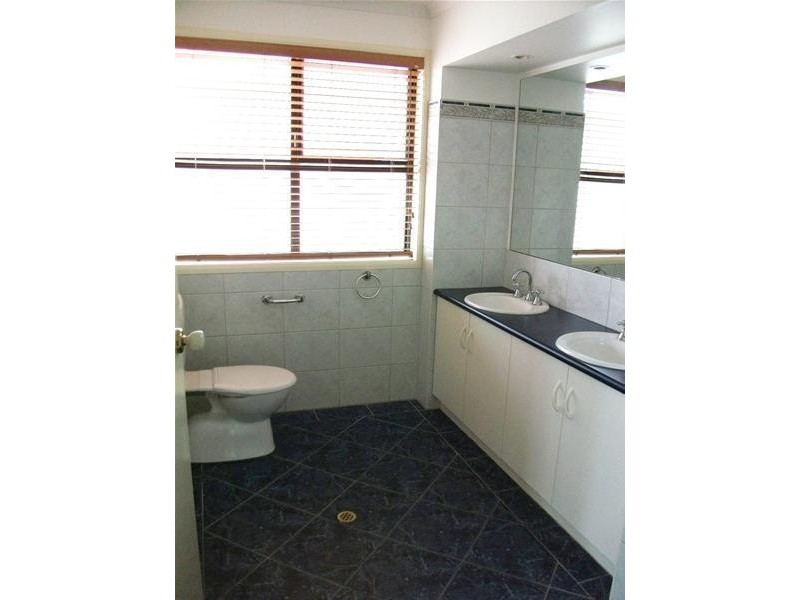 13 Shearwater Drive, Mawson Lakes SA 5095