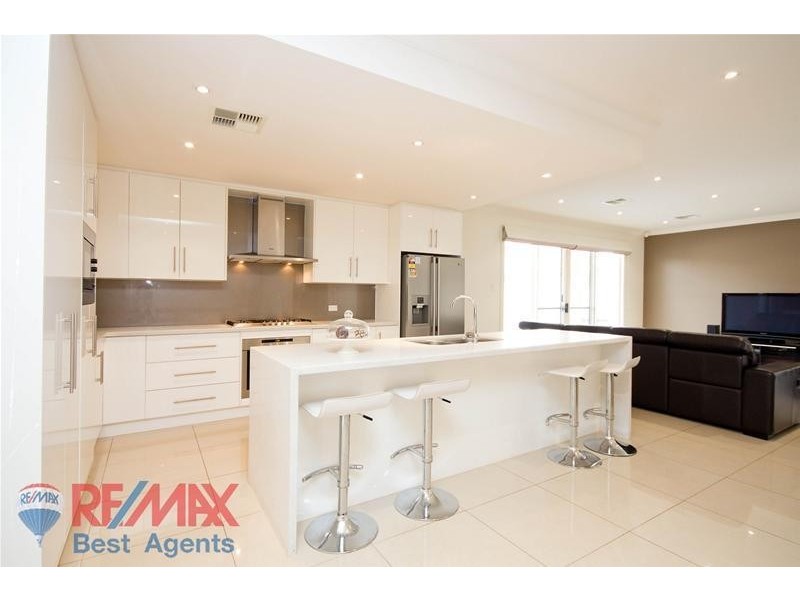 9 Atiu Street, Mawson Lakes SA 5095