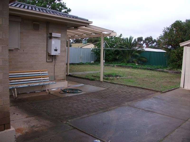 2 Burford Street, Elizabeth Downs SA 5113