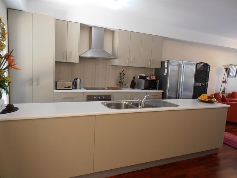 5 Pine Court, Mawson Lakes SA 5095