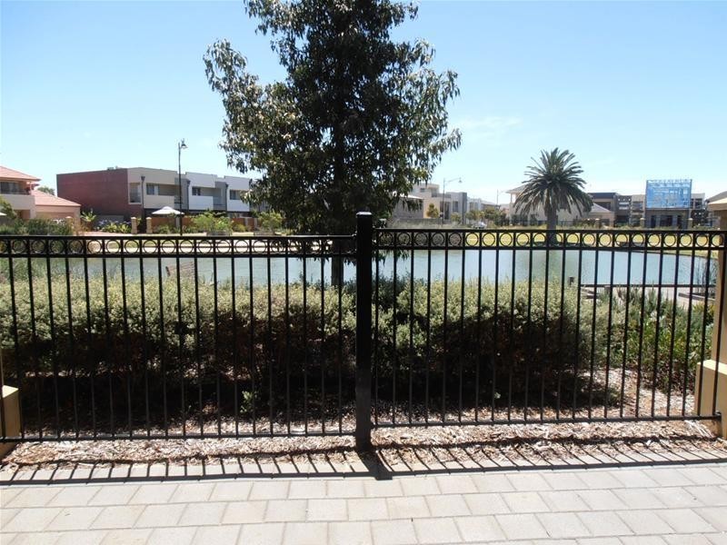 5 Pine Court, Mawson Lakes SA 5095