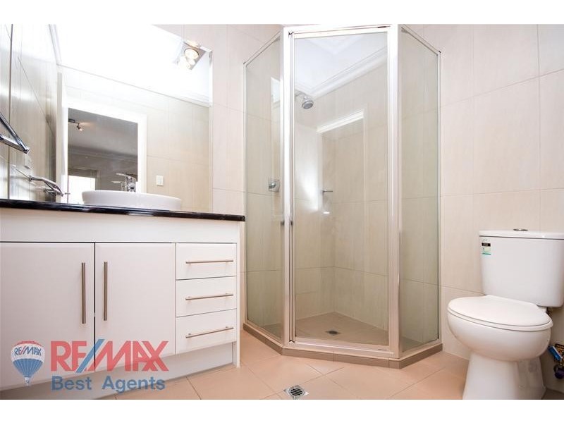 71 MacMillan Avenue, Mawson Lakes SA 5095