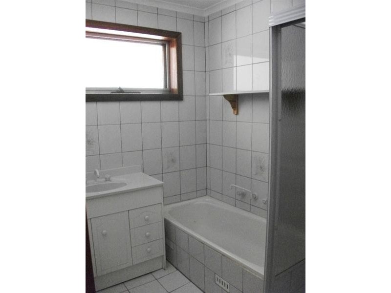 4 Rotterdam Road, Salisbury Downs SA 5108