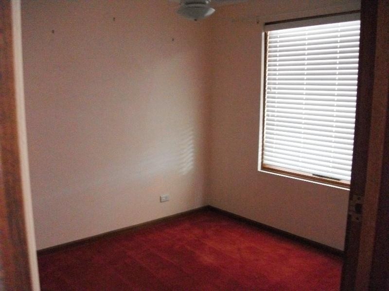 4 Rotterdam Road, Salisbury Downs SA 5108