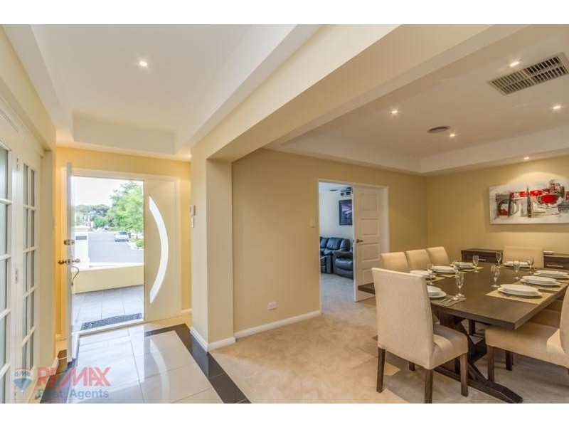 32 Grasswren Way, Mawson Lakes SA 5095