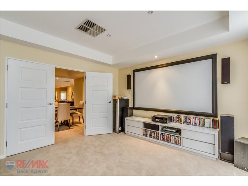 32 Grasswren Way, Mawson Lakes SA 5095