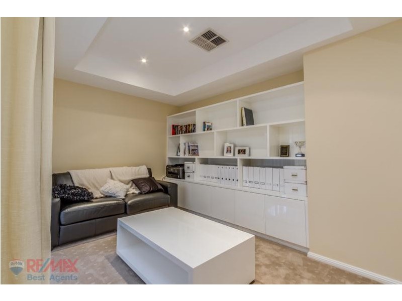 32 Grasswren Way, Mawson Lakes SA 5095