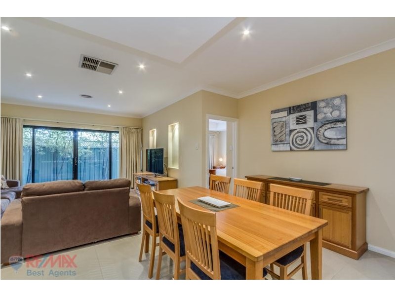 32 Grasswren Way, Mawson Lakes SA 5095