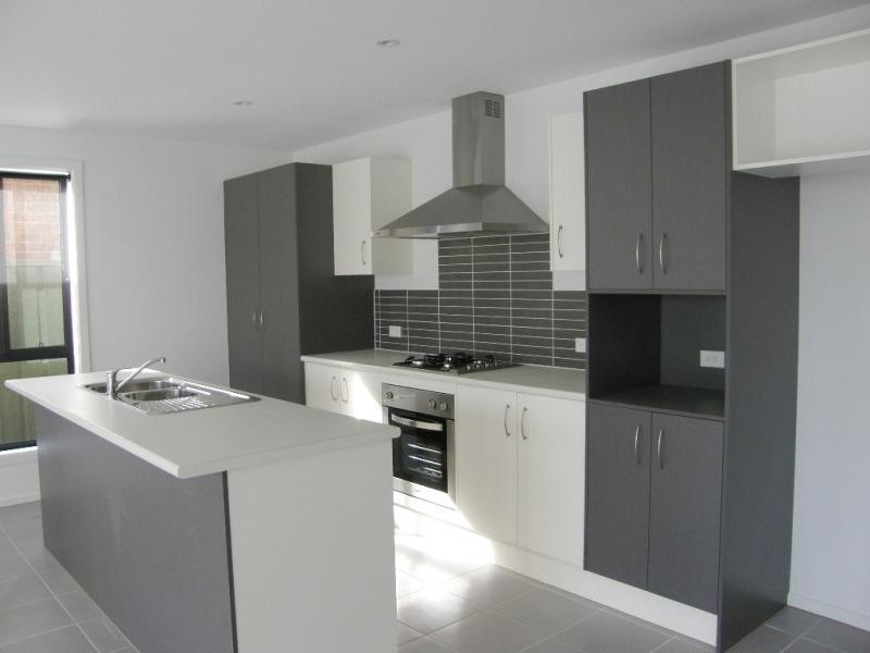 13 Mowbray Street, Mawson Lakes SA 5095