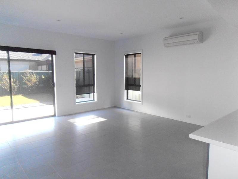 13 Mowbray Street, Mawson Lakes SA 5095