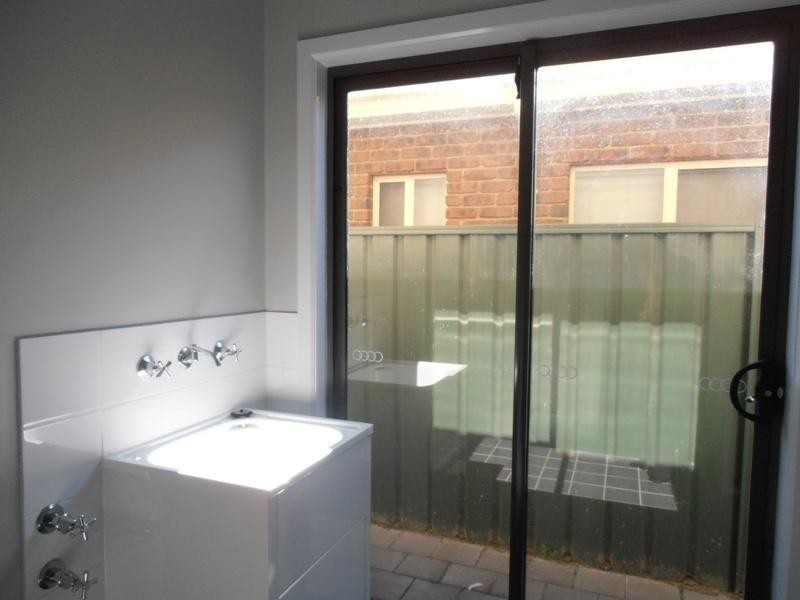 13 Mowbray Street, Mawson Lakes SA 5095