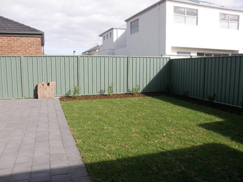 13 Mowbray Street, Mawson Lakes SA 5095