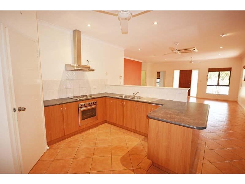 9 Bowerbird Loop, Djugun WA 6725