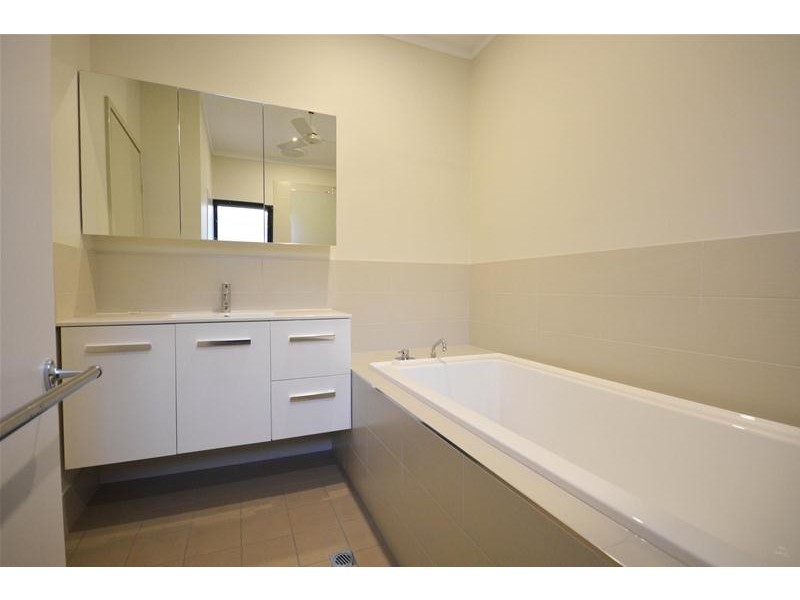 12 Yamasaki Vista, Bilingurr WA 6725