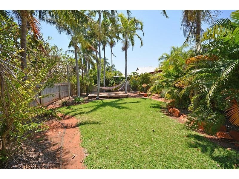 1/2 Smirnoff Place, Cable Beach WA 6726
