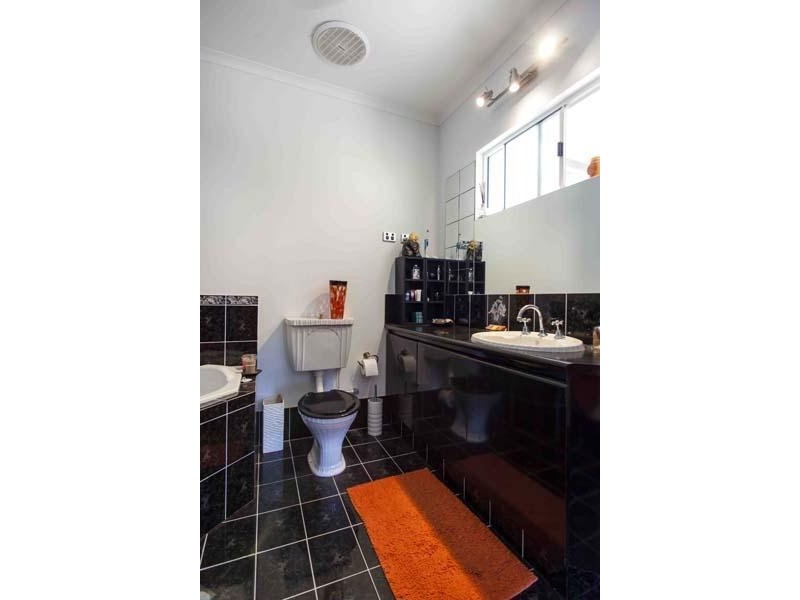 1 Howe Drive, Cable Beach WA 6726