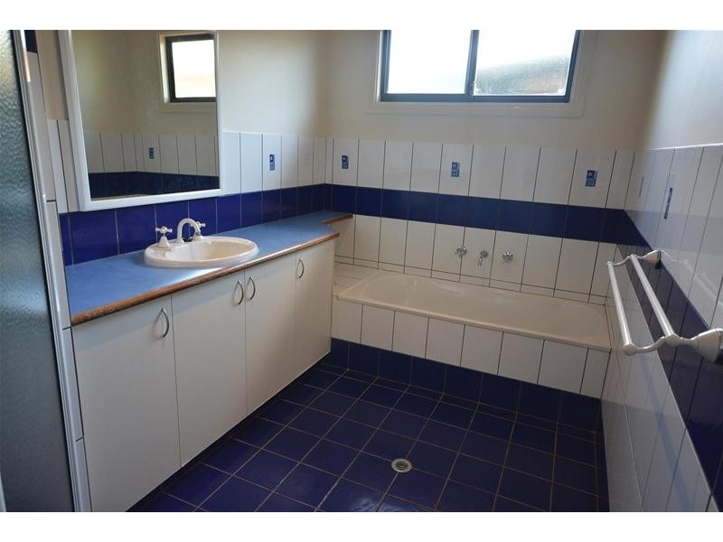 4 Shearwater Crescent, Djugun WA 6725