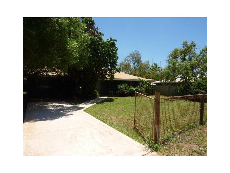 16 Howard Place, Cable Beach WA 6726