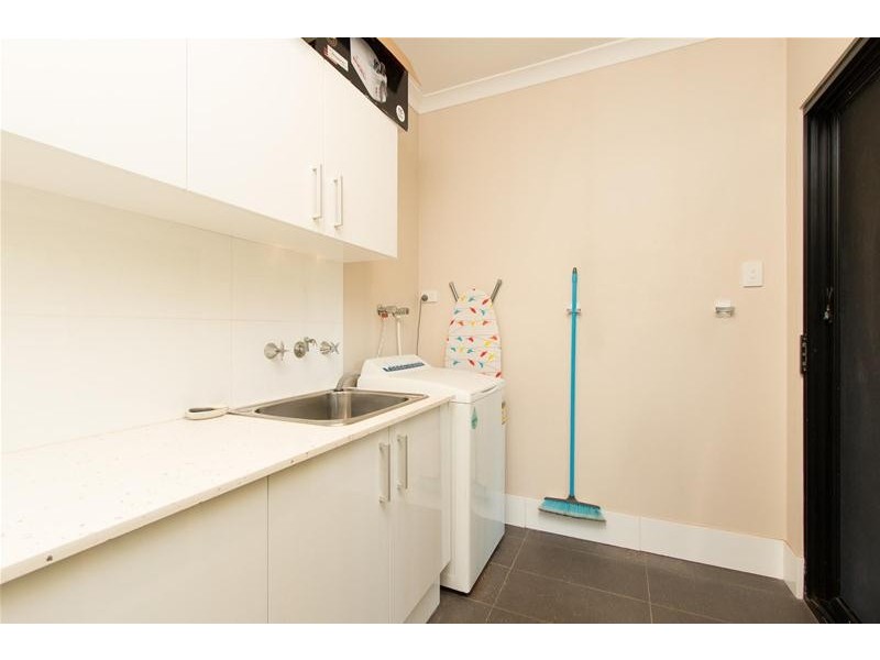 15 Barrgana Road, Cable Beach WA 6726