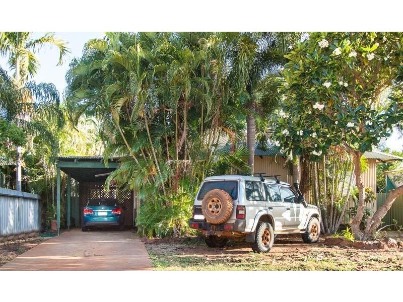 5B Chippindall Place, Cable Beach WA 6726