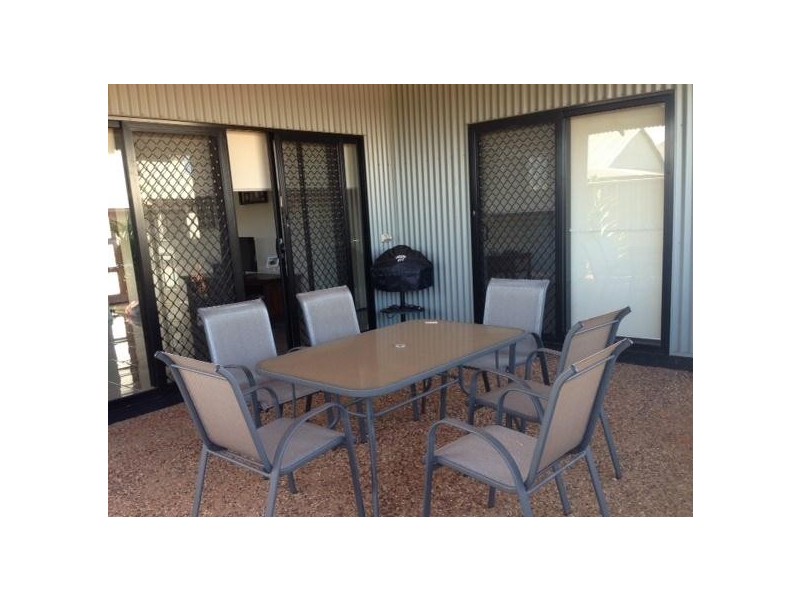 2/11 Barrgana Road, Cable Beach WA 6726