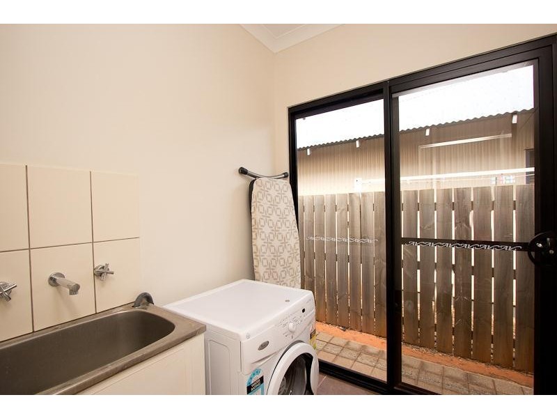 8 Honeyeater Loop, Djugun WA 6725