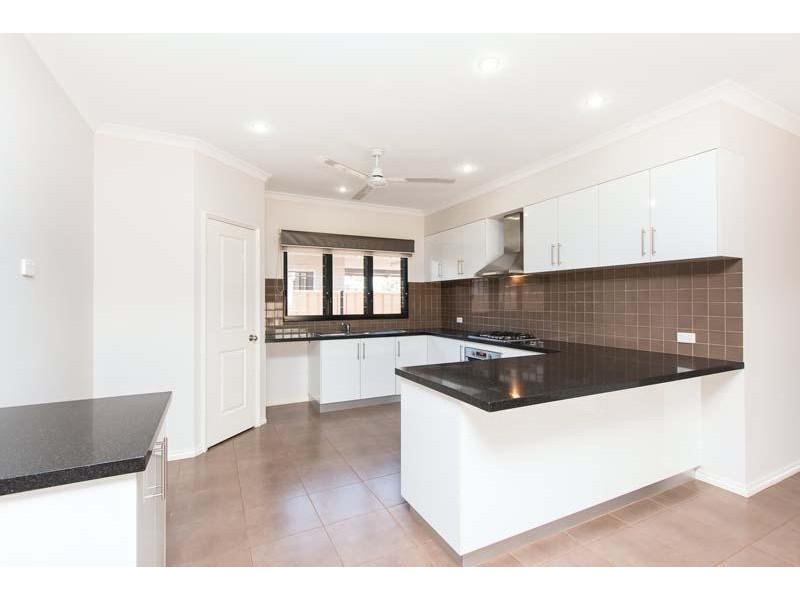 11 Shiosaki Brace, Bilingurr WA 6725