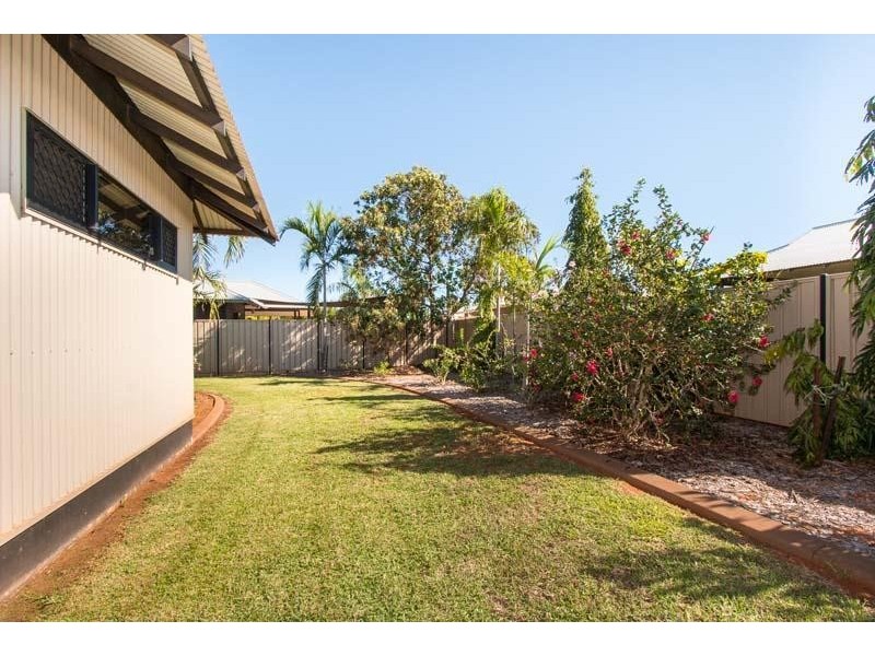 11 Shiosaki Brace, Bilingurr WA 6725