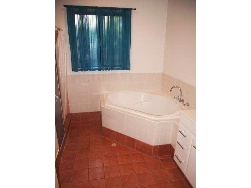 23 Bowerbird Loop, Djugun WA 6725