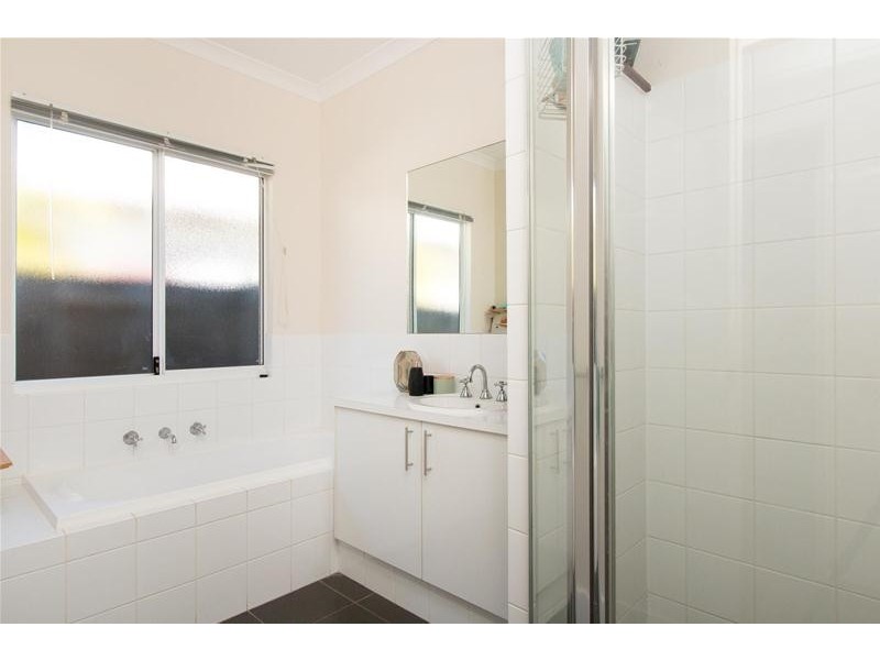 4 Plover Way, Djugun WA 6725