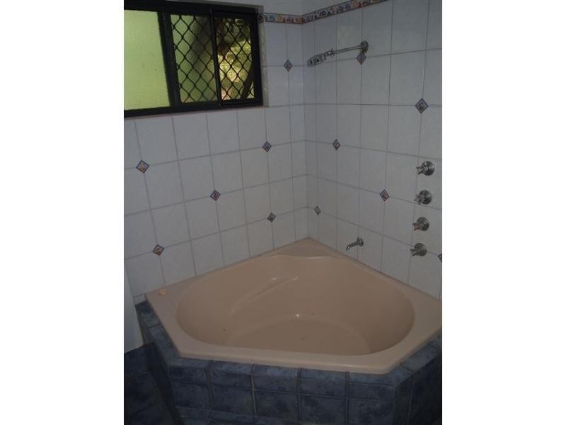 8 Leichhardt Place, Broome WA 6725