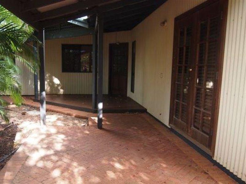 8 Leichhardt Place, Broome WA 6725