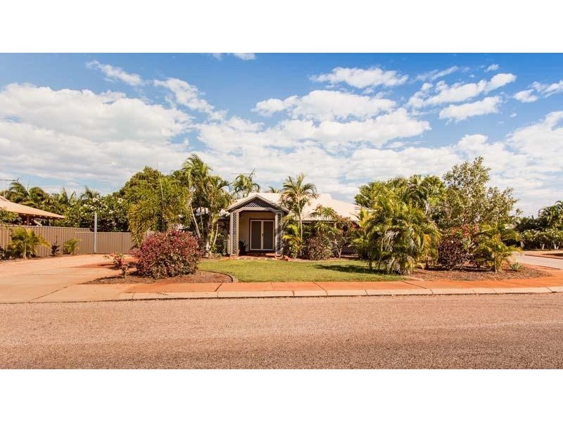 13 De Pledge Way, Cable Beach WA 6726