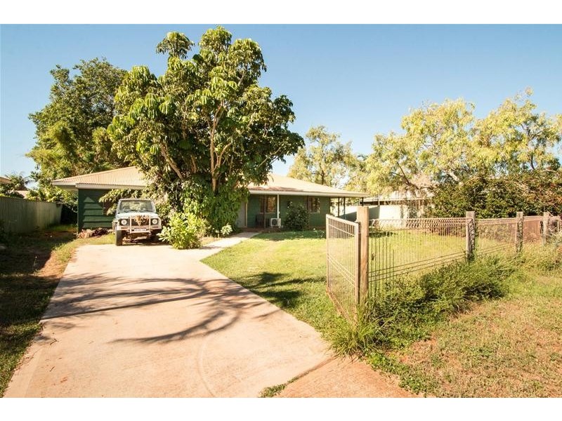 16 Howard Place, Cable Beach WA 6726