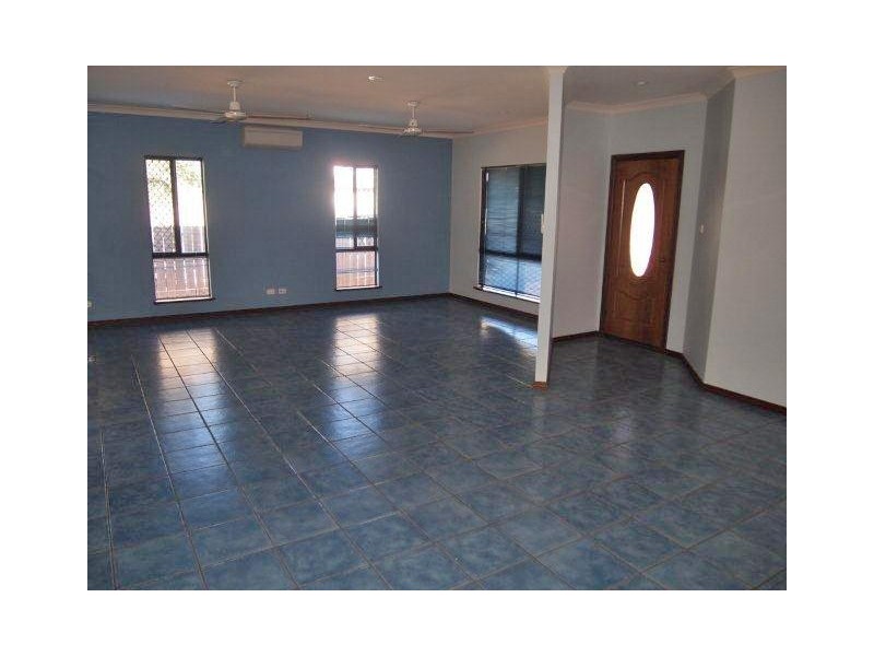 33 Bowerbird Loop, Djugun WA 6725