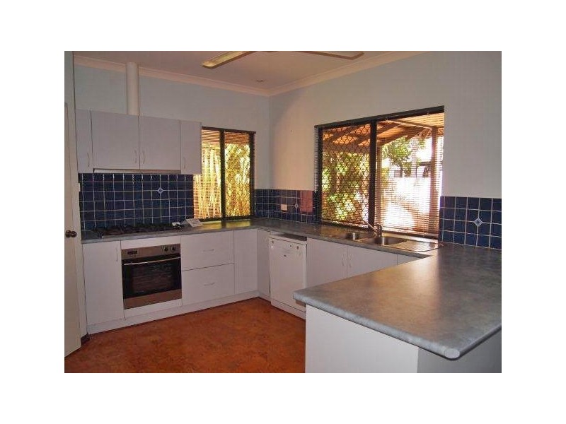 33 Bowerbird Loop, Djugun WA 6725