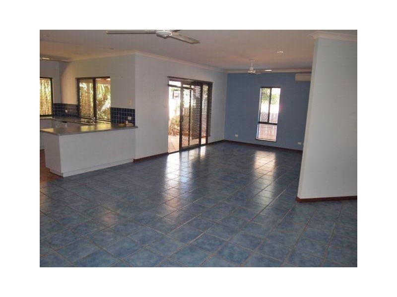 33 Bowerbird Loop, Djugun WA 6725