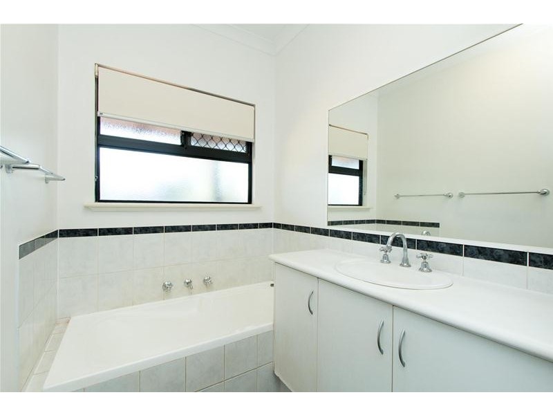 26 Pipit Loop, Djugun WA 6725