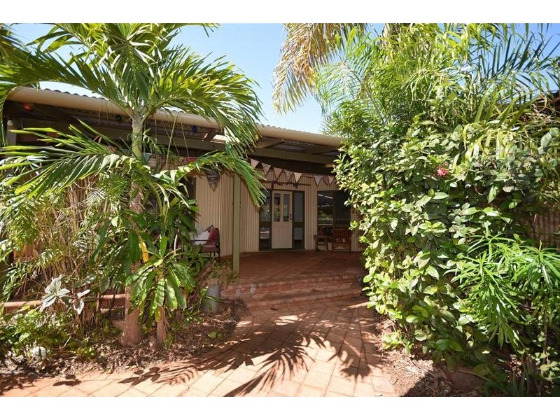 6 Winckel Court, Cable Beach WA 6726