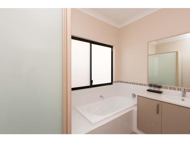 13 Nishioka Way, Bilingurr WA 6725