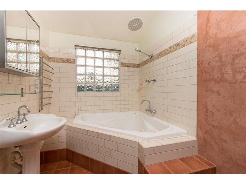 2/4 Kapang Drive, Cable Beach WA 6726