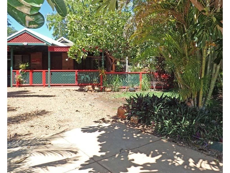 8A Stainton Place, Cable Beach WA 6726