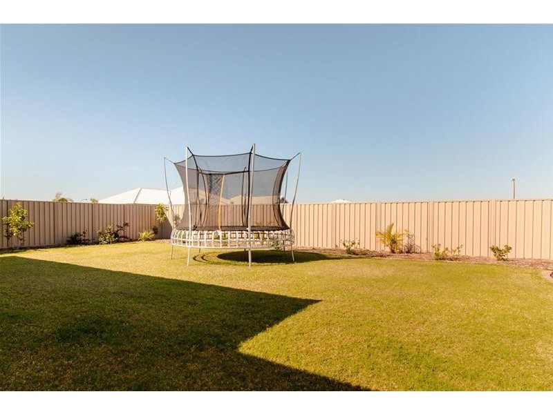 81 Tomarito Crescent, Bilingurr WA 6725