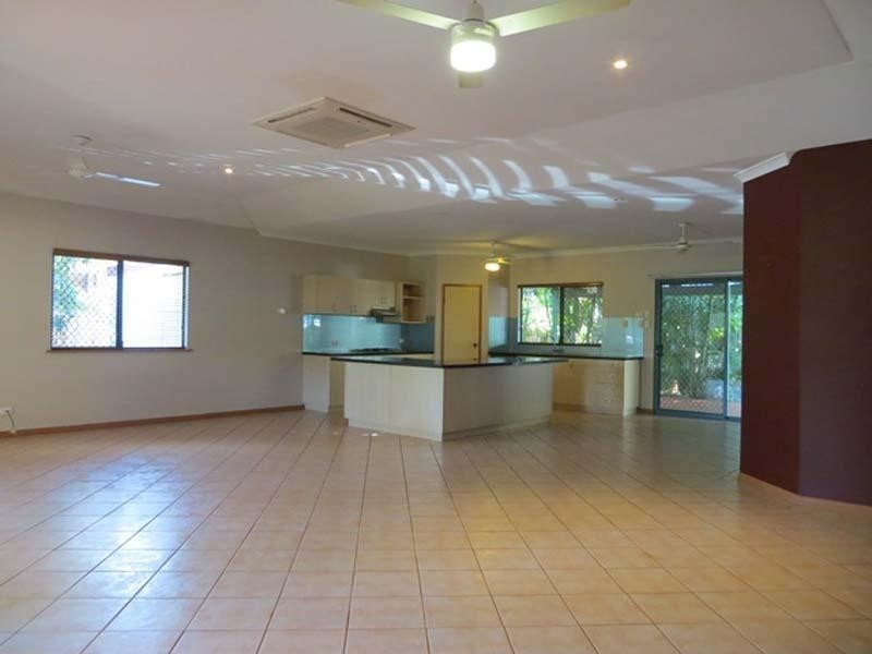 11 Bowerbird Loop, Djugun WA 6725