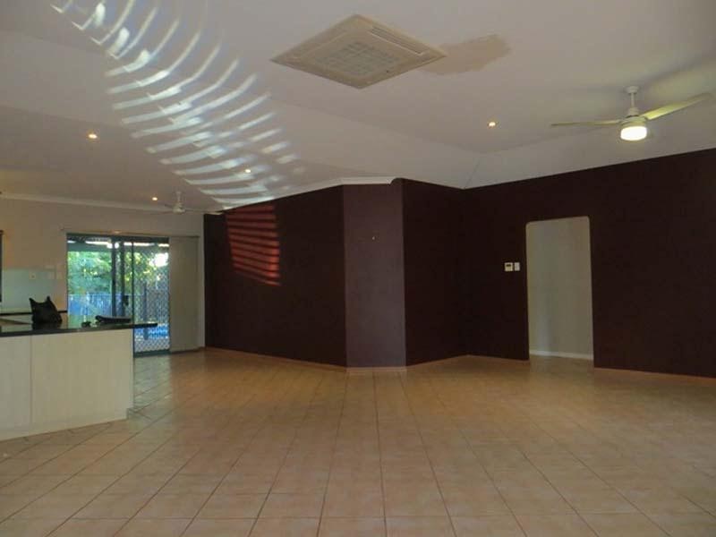 11 Bowerbird Loop, Djugun WA 6725