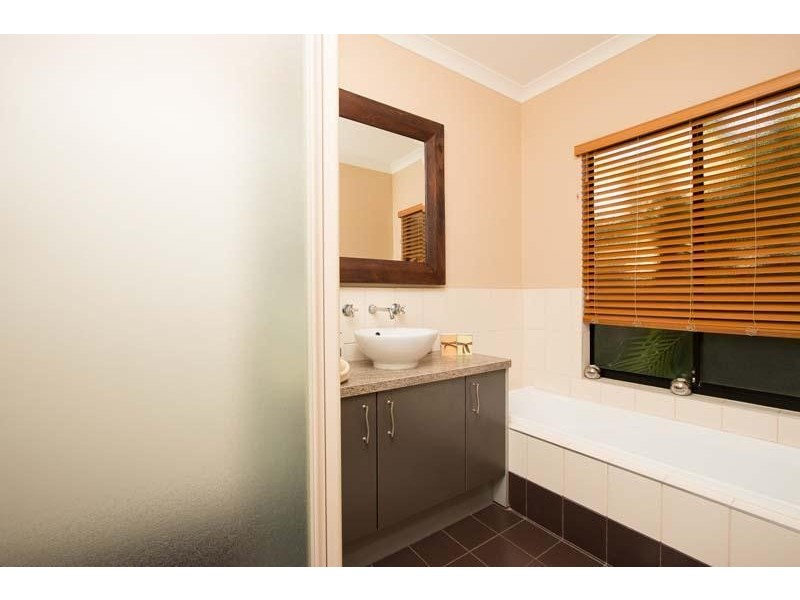 10 Quoll Way, Djugun WA 6725