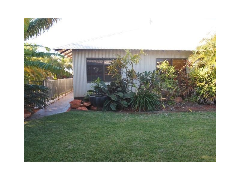 2 Alma Court, Cable Beach WA 6726