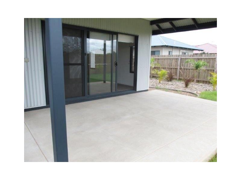 12 Loping Pass, Bilingurr WA 6725