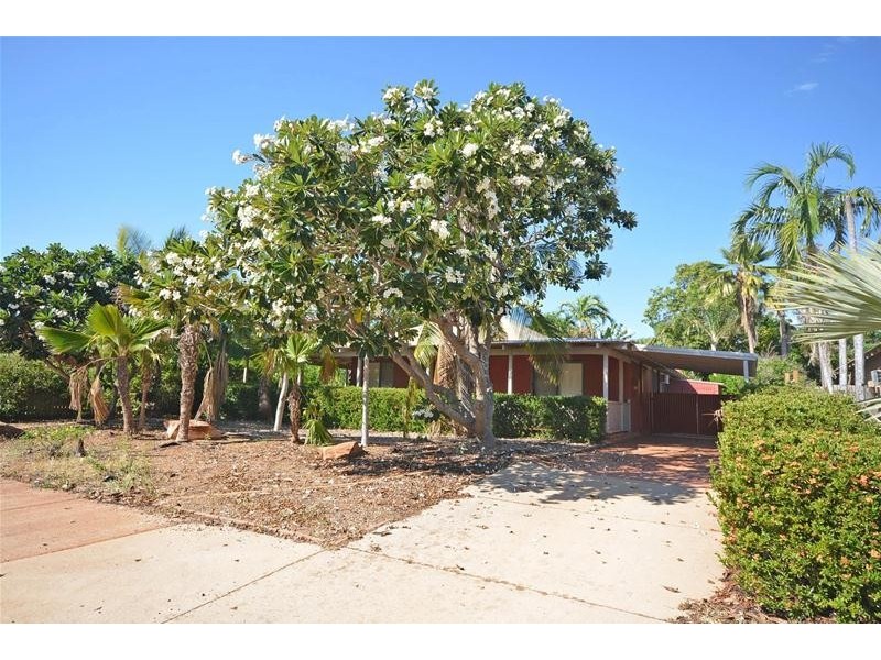 34 Howe Drive, Cable Beach WA 6726